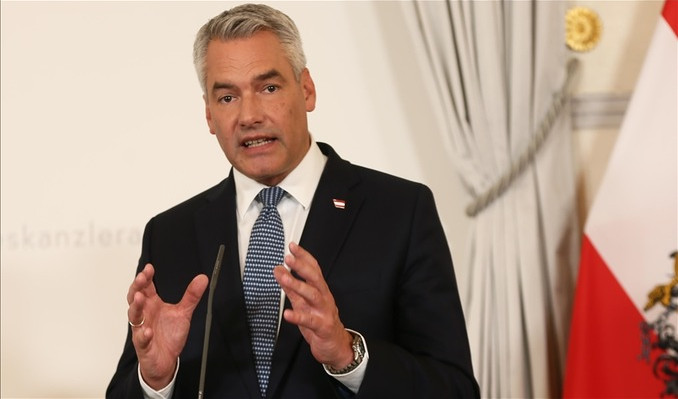 Avusturya Başbakanı Nehammer istifa edeceğini açıkladı