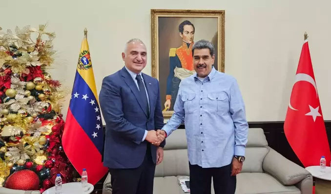 Bakan Ersoy, Venezuela lideri Maduro ile görüştü