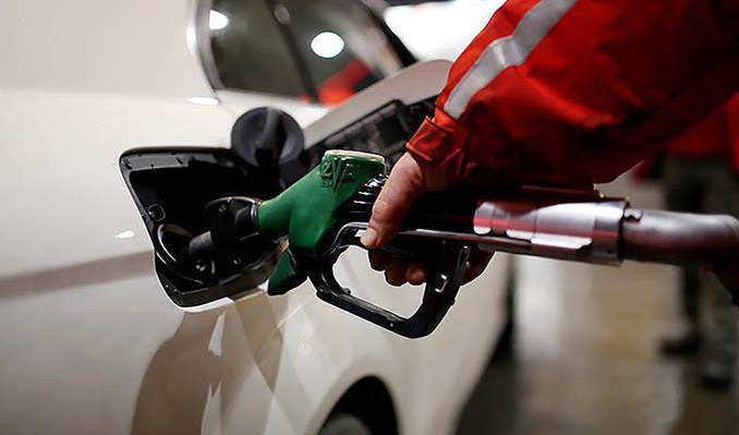 Benzine dev zam geldi