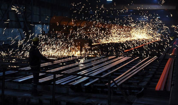 Euro Bölgesi’nde imalat sanayinde zayıflama