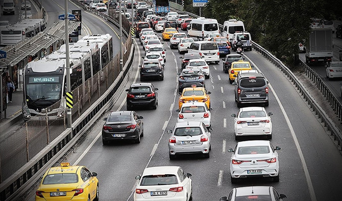 İBB’nin ulaşıma yüzde 46’lık zam teklifine ret!