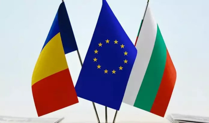 İki ülke Schengen bölgesine vizesiz seyahat edecek