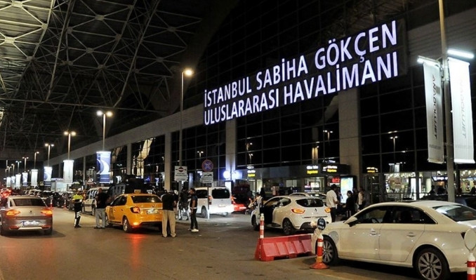 Sabiha Gökçen Havalimanı’nda uçakta bomba ihbarı