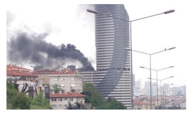 İstanbul Akasya AVM’de yangın