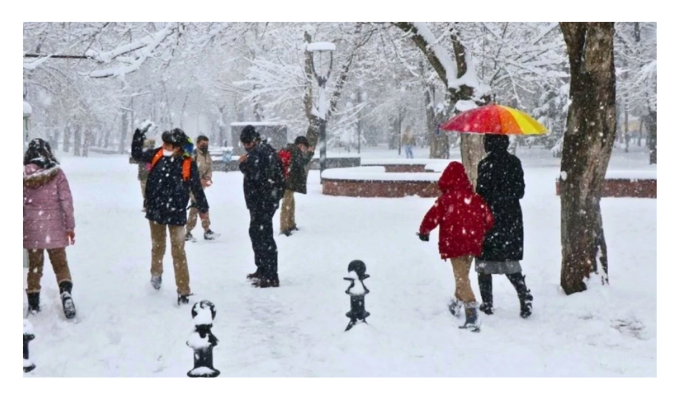 Yoğun kar yağışı beklenen Sivas’ta okullar tatil edildi