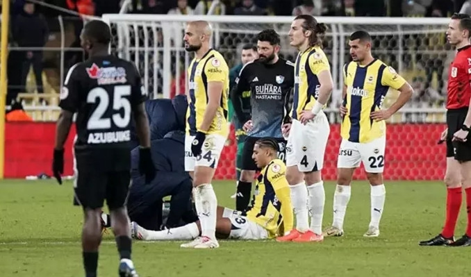 Fenerbahçe’nin kabus gecesi: 3 stoper sakatlandı