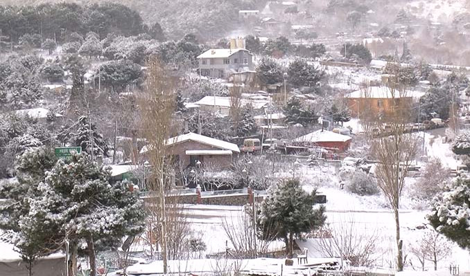 İstanbul’da kar yağışı- 10 santimetreye ulaştı