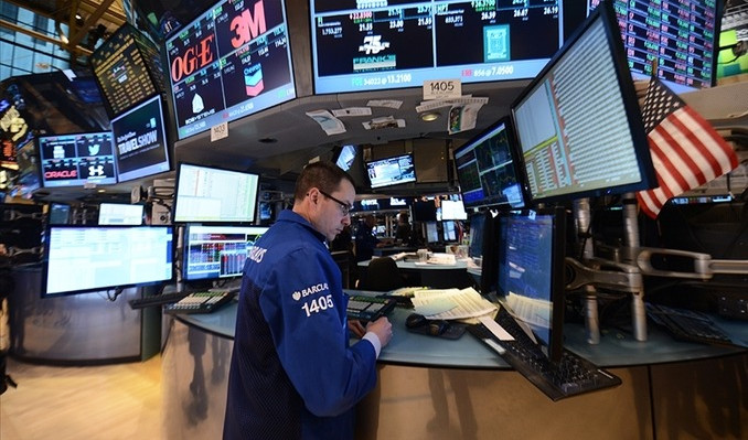 New York borsası, Çin’in misilleme tarifeleri sonrası karışık seyirle açıldı