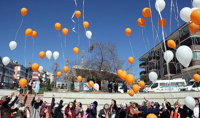 8 Mart Dünya Kadınlar Gününün hikayesi ve tarihi! İlk ne zaman kutlandı?