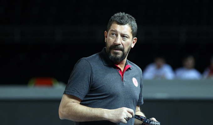 A Milli Takım eski hocası Ufuk Sarıca’dan üzen haber