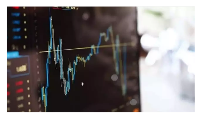 Avrupa borsaları küresel ticaret savaşı endişesiyle sert düştü