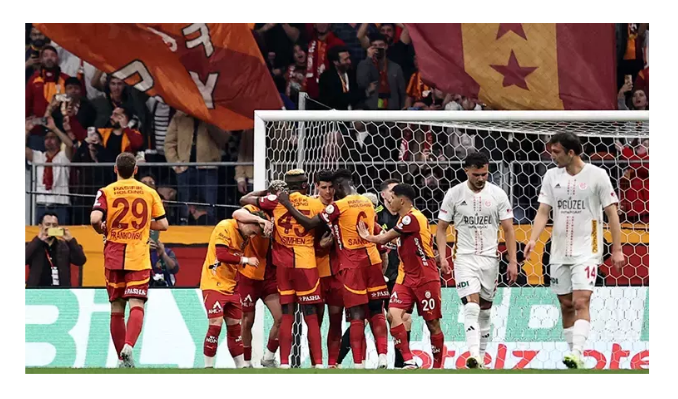 Galatasaray: 4 – Antalyaspor: 0