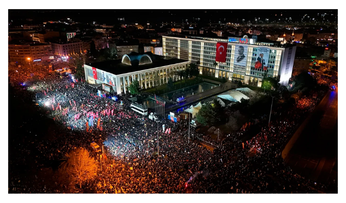 İstanbul’da eylem yasağı uzatıldı, giriş çıkışlara kısıtlama getirildi