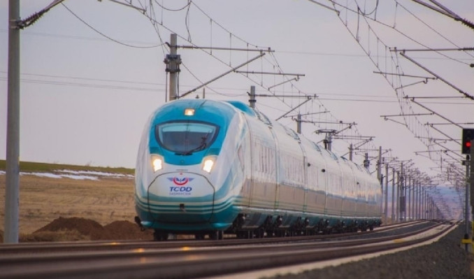 Bakan Uraloğlu açıkladı: Ankara-İzmir arası 3,5 saate inecek