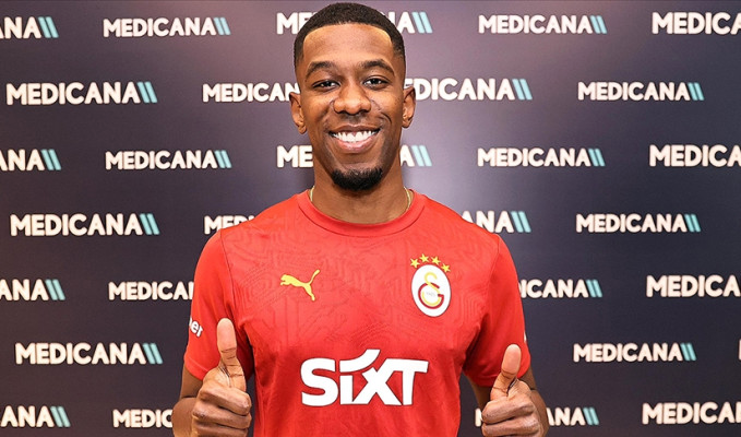 Carlos Cuesta’ya Meksika’dan teklif var