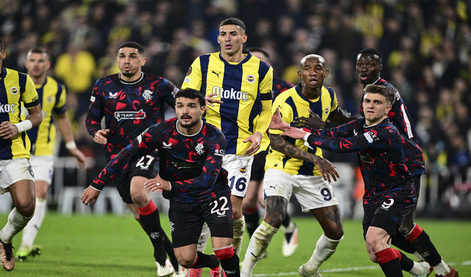 Fenerbahçe, UEFA Avrupa Ligi son 16 turu ilk maçında Rangers’a yenildi