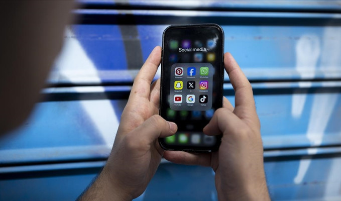 Sosyal medyada yaş sınırı ve yeni kısıtlamalar