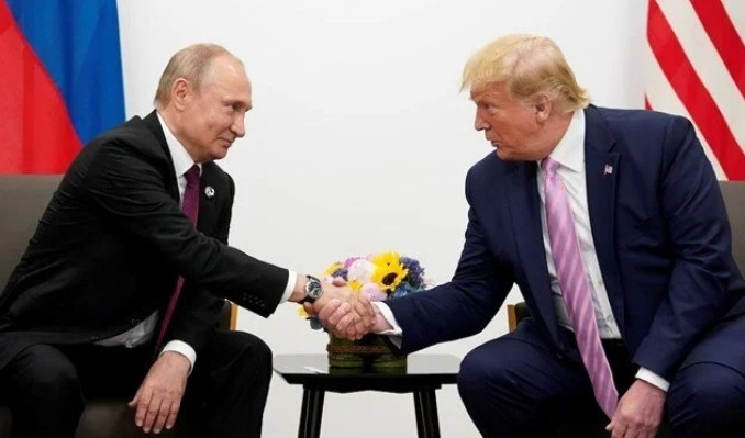 Trump tarih verdi: Putin’le görüşeceğim