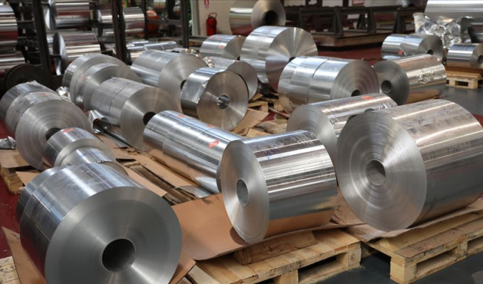 Trump’ın çelik ve alüminyum tarifeleri yürürlükte