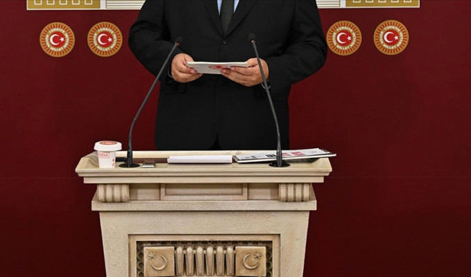 Vekillerden Meclis’te bin 802 basın toplantısı