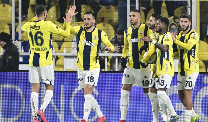 Fenerbahçe fırsatı kaçırmadı: Zirve yarışında üç puan