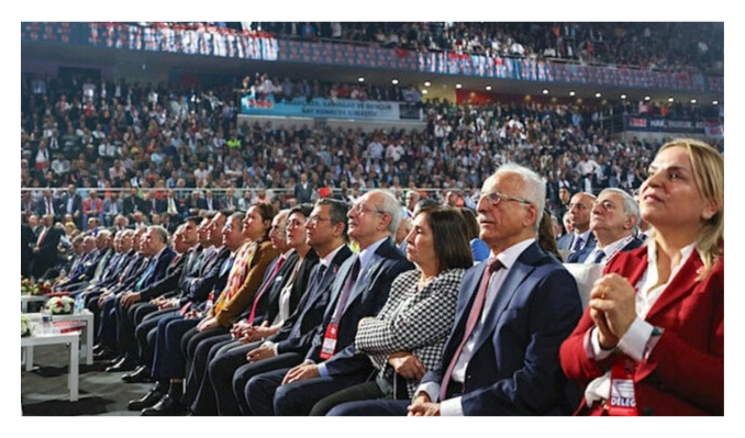 CHP’de Özgür Özel’e rakip liste