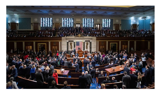 ABD Senatosu, Trump’ın trilyon dolarlık vergi indirimini kabul etti