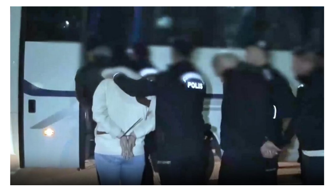 Cumhuriyet tarihinin en büyük operasyonunda tutuklu sayısı 90’ı buldu