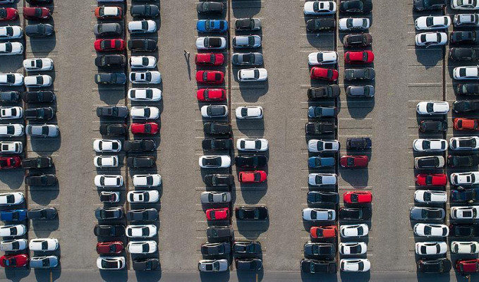 Benzin sahneden iniyor, elektrik sahneye çıkıyor