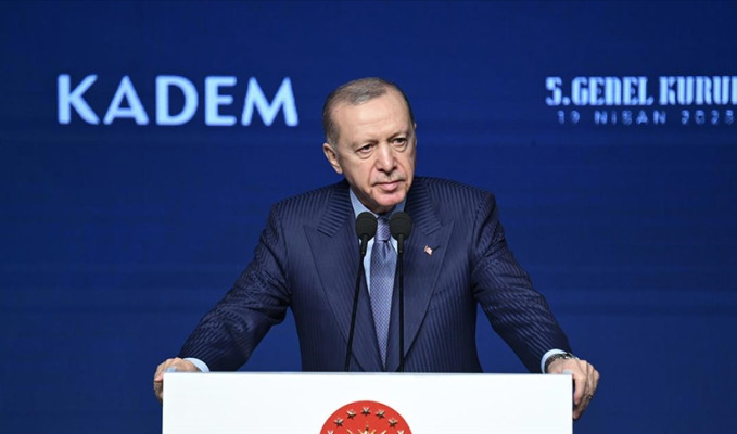 Erdoğan: Aile kurumu tehdit altında