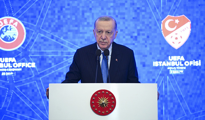 Erdoğan: Laf üstüne laf değil, taş üstüne taş koyma zamanı