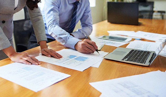 Herkes geri alım yapıyor, Katılımevim hisse satıyor