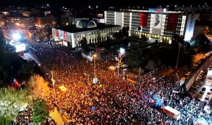 İBB soruşturmaları sonrası protestoculara hapis talebi