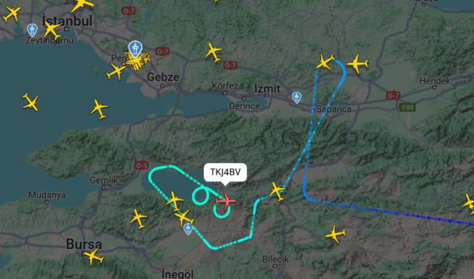 İstanbul’da şiddetli rüzgar hava trafiğini aksattı
