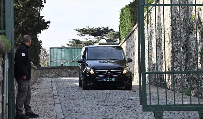 Kritik görüşme öncesi Rus heyeti İstanbul’a geldi