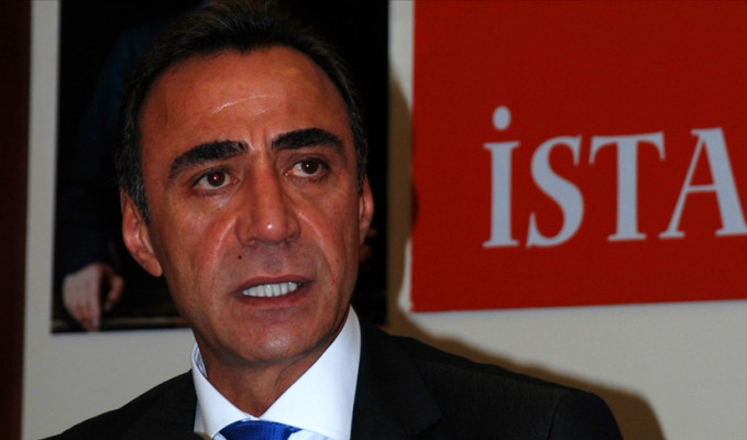 Özgür Özel ve Berhan Şimşek kameralar önünde tartıştı