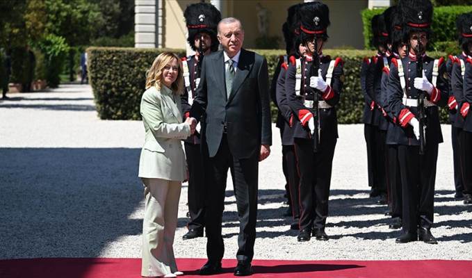 Roma’da liderler buluşması: Meloni’den Erdoğan’a özel karşılama