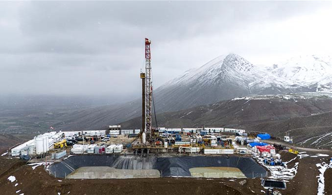 TPAO, Van’da 1500 metre derinlikte petrol arıyor