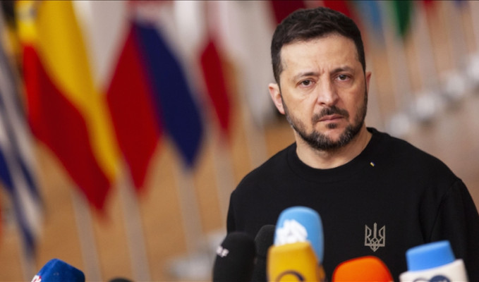 Zelenskiy: Rusya ile müzakere, kesintisiz ateşkes sağlanırsa mümkün