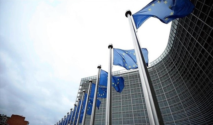 AB, Suriye’ye yönelik yaptırımları kaldırdı