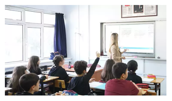 Öğretmenlerin il içi yer değiştirme başvuruları başlıyor