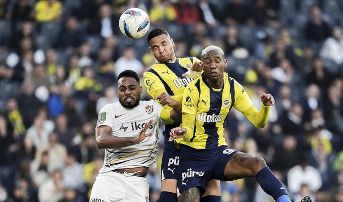 Fenerbahçe Eyüpspor’u iki golle mağlup etti