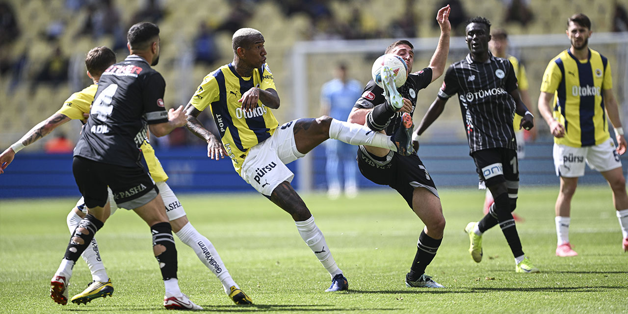 Fenerbahçe sezonu galibiyetle kapattı