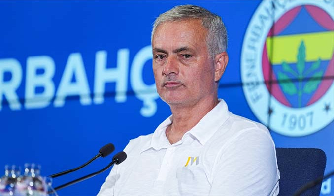 Fenerbahçe’de Mourinho’nun yerine gelecek sürpriz isim belli oldu