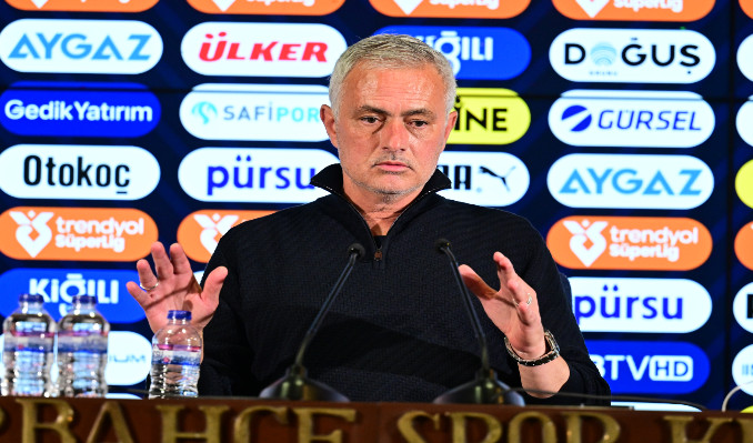 Mourinho’dan derbi sonrası çok konuşulacak açıklama