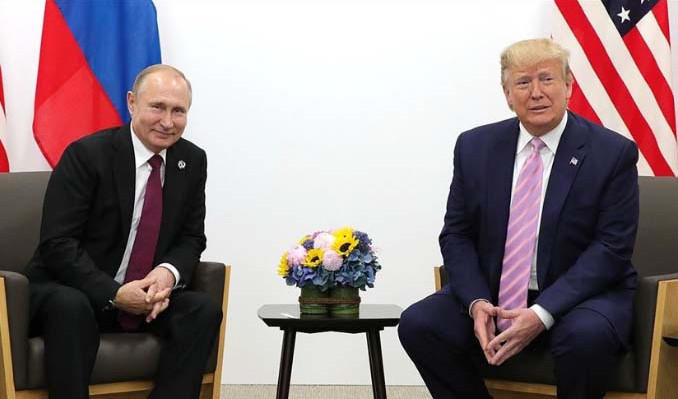 Putin ve Trump görüşmesinin saati belli oldu