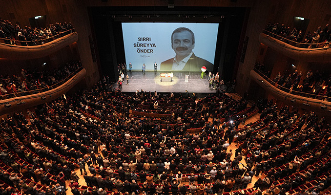 Sırrı Süreyya Önder’in cenaze töreninde ‘barış’ vurgusu