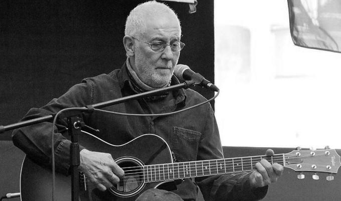 Usta sanatçı İlhan Şeşen hayatını kaybetti