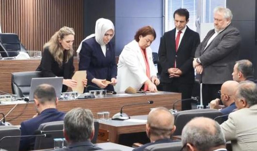 Gaziosmanpaşa Belediyesi AK Parti’ye geçti