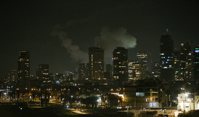 İran’dan İsrail’e füze saldırısı!